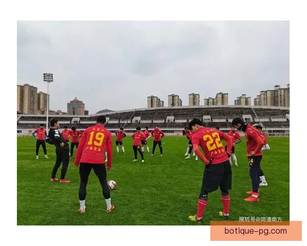 前建业功勋外援卡兰加正式加盟广西平果哈嘹开启中甲新征程